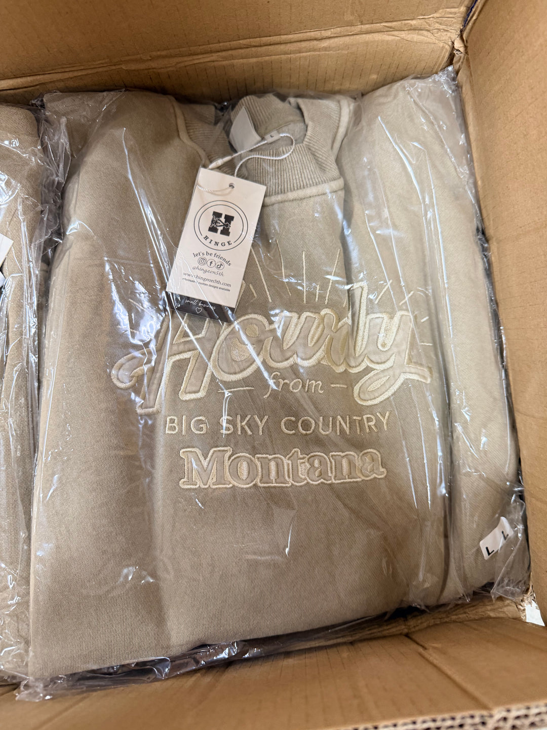 Montana "Howdy" Embroidered Crewneck | Big Sky Country Premium Sweatshirt