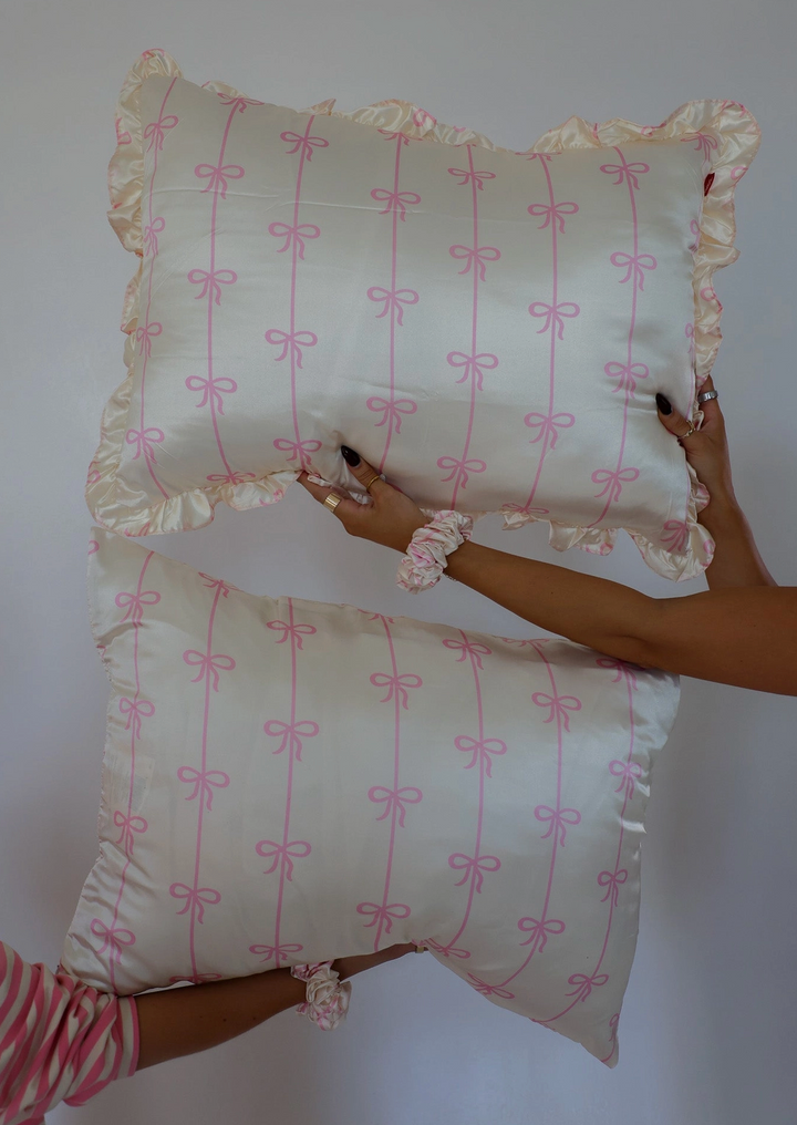 Kaxi Satin Pillowcase + Scrunchie