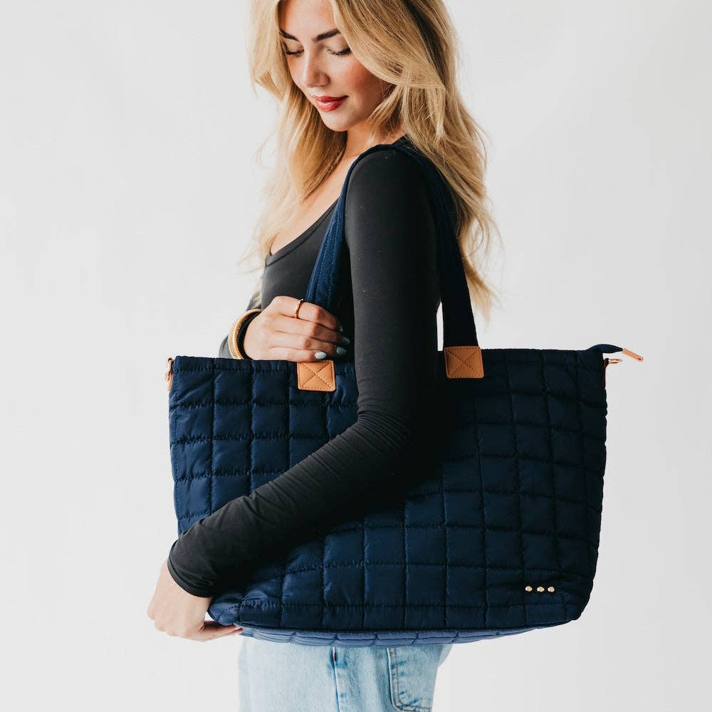Day Dreamer Quilted Tote Bag - Timber &amp; Velvet Boutique