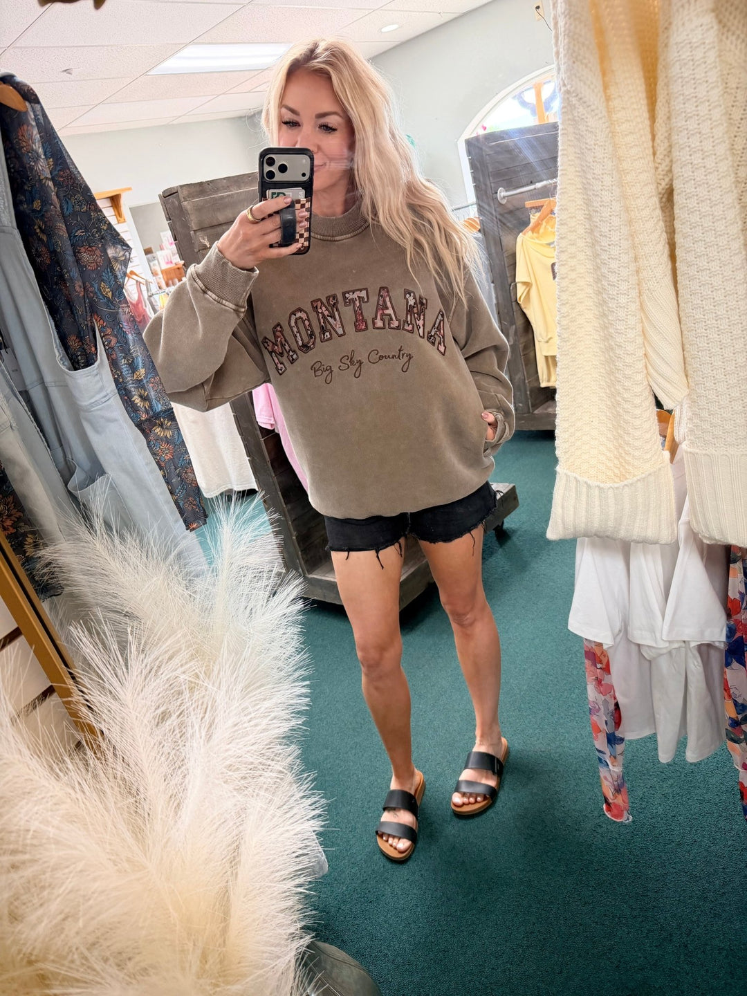 Montana Big Sky Country Floral Applique Crewneck - Timber &amp; Velvet Boutique