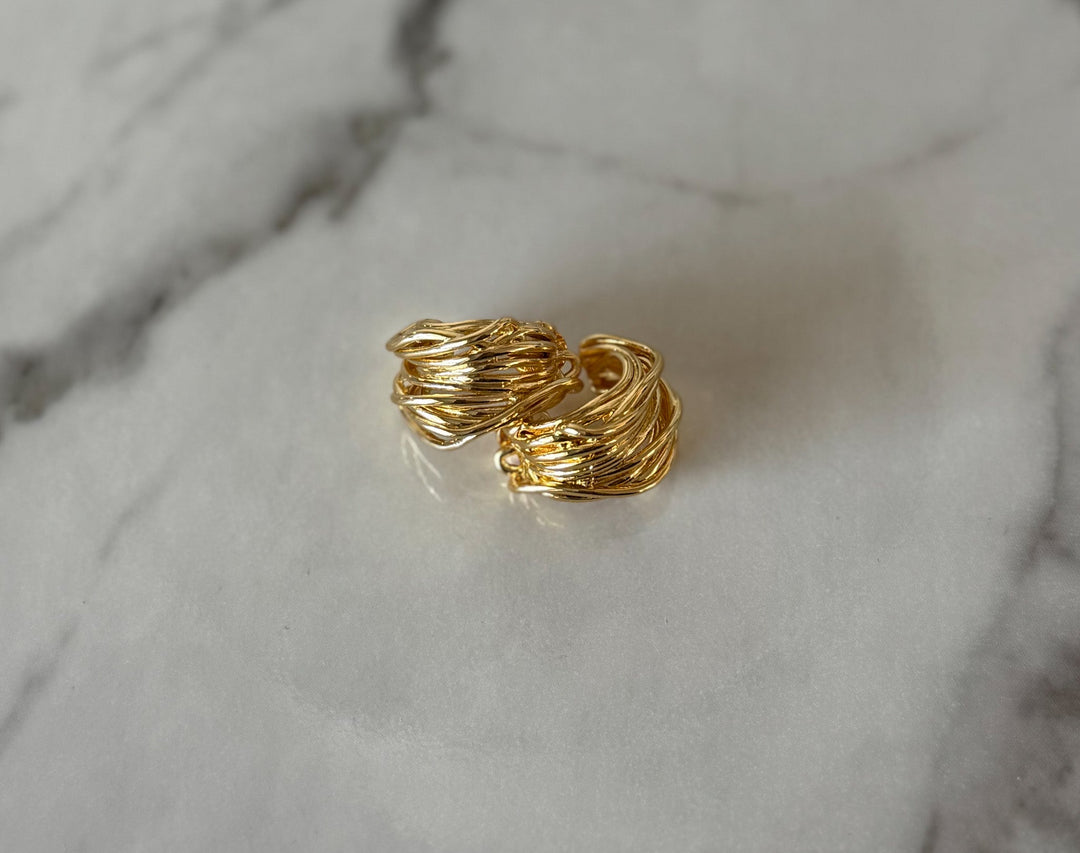 Naomi Huggie Earring - Timber &amp; Velvet Boutique