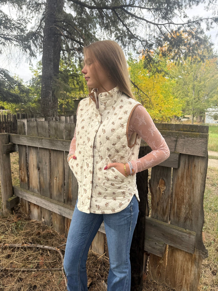 Taylor Ditsy Floral Quilted Mock Neck Vest - Timber &amp; Velvet Boutique