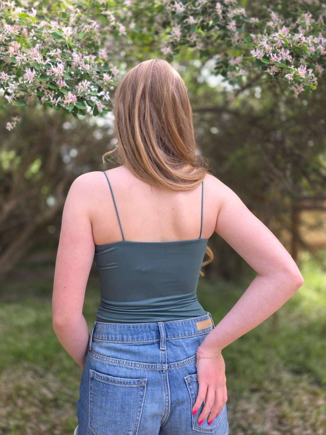 The Della | Seamless Scoop Neck Spaghetti Strap Bodysuit - Timber &amp; Velvet Boutique
