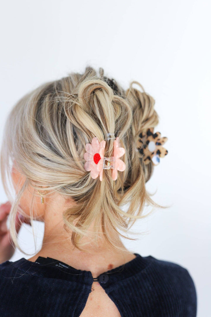 The Flower Claw - Timber &amp; Velvet Boutique