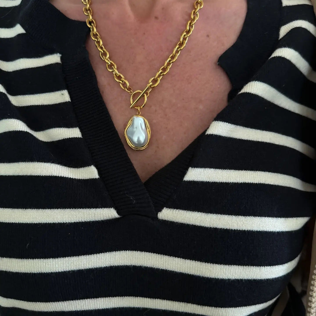The Pearl Drop Necklace - Timber & Velvet Boutique