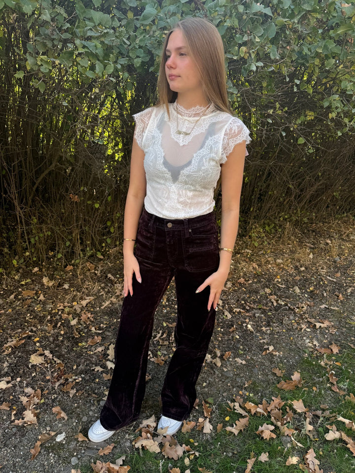 The Selena Scalloped Lace &amp; Sheer Mesh Mock Neck Bodysuit - Timber &amp; Velvet Boutique