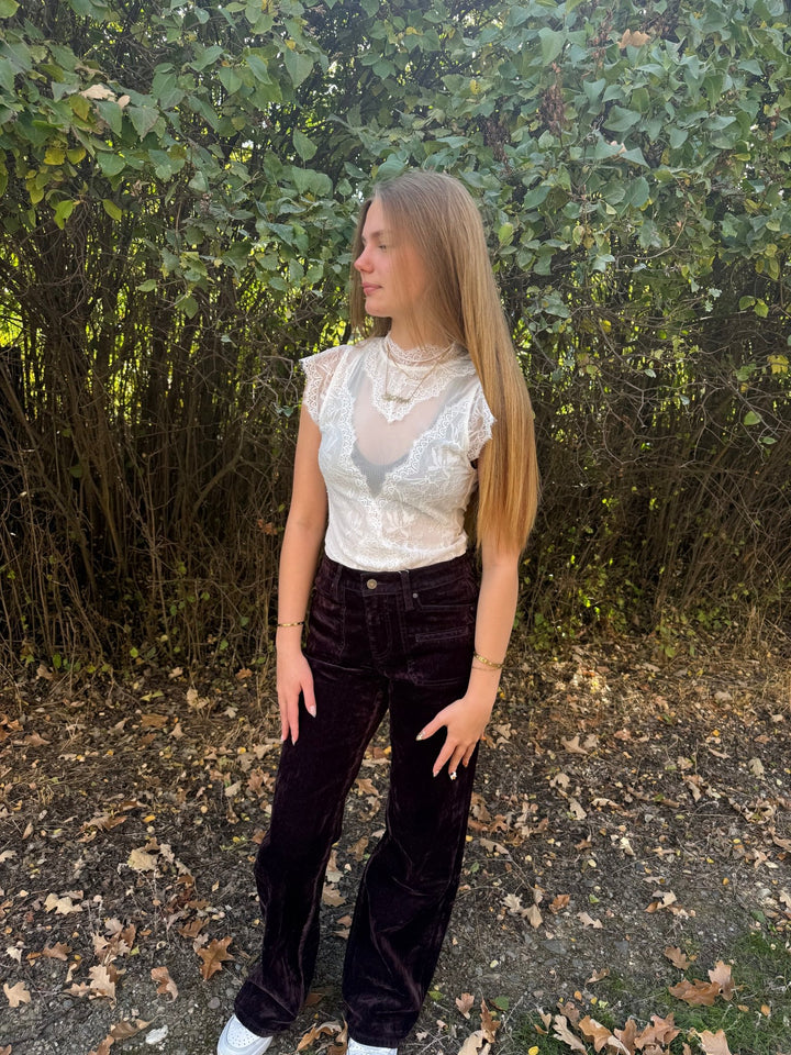 The Selena Scalloped Lace &amp; Sheer Mesh Mock Neck Bodysuit - Timber &amp; Velvet Boutique