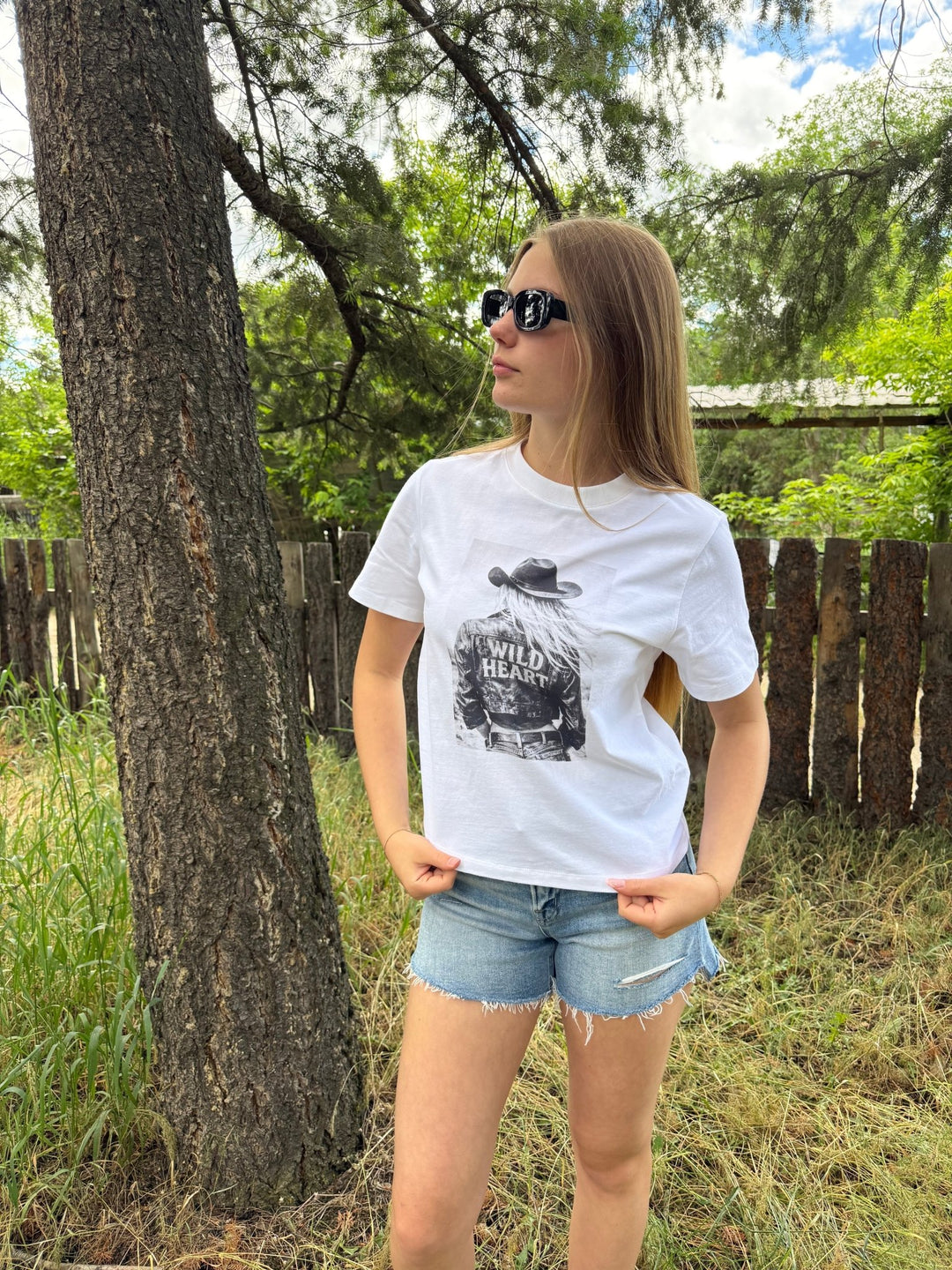 Wild Heart Western Graphic Tee - Timber & Velvet Boutique